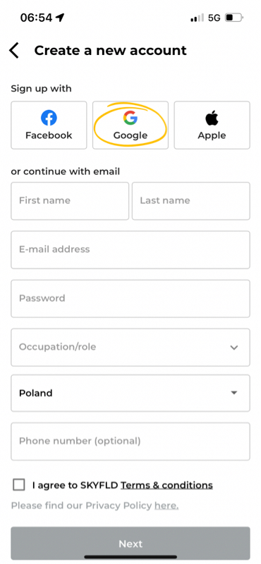 Sign-up-to-SKYFLD-with-yoir-social-accounts 16.jpg