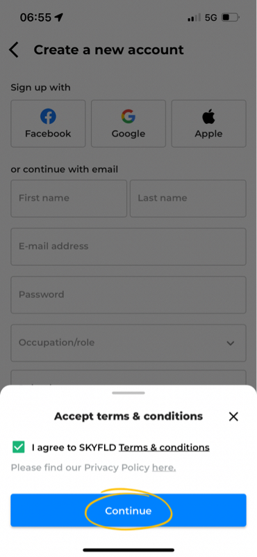 Sign-up-to-SKYFLD-with-yoir-social-accounts 13.jpg