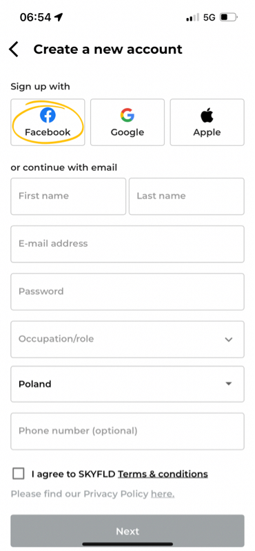 Sign-up-to-SKYFLD-with-yoir-social-accounts 15.jpg